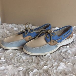 Great condition Sperry boat shoes!